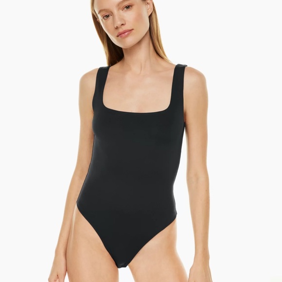 aritzia contour square neck bodysuit - Picture 2 of 4
